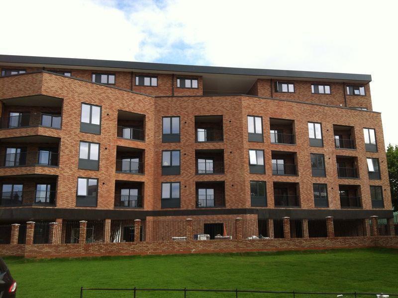 Canary Heights Aparthotel London Exterior photo